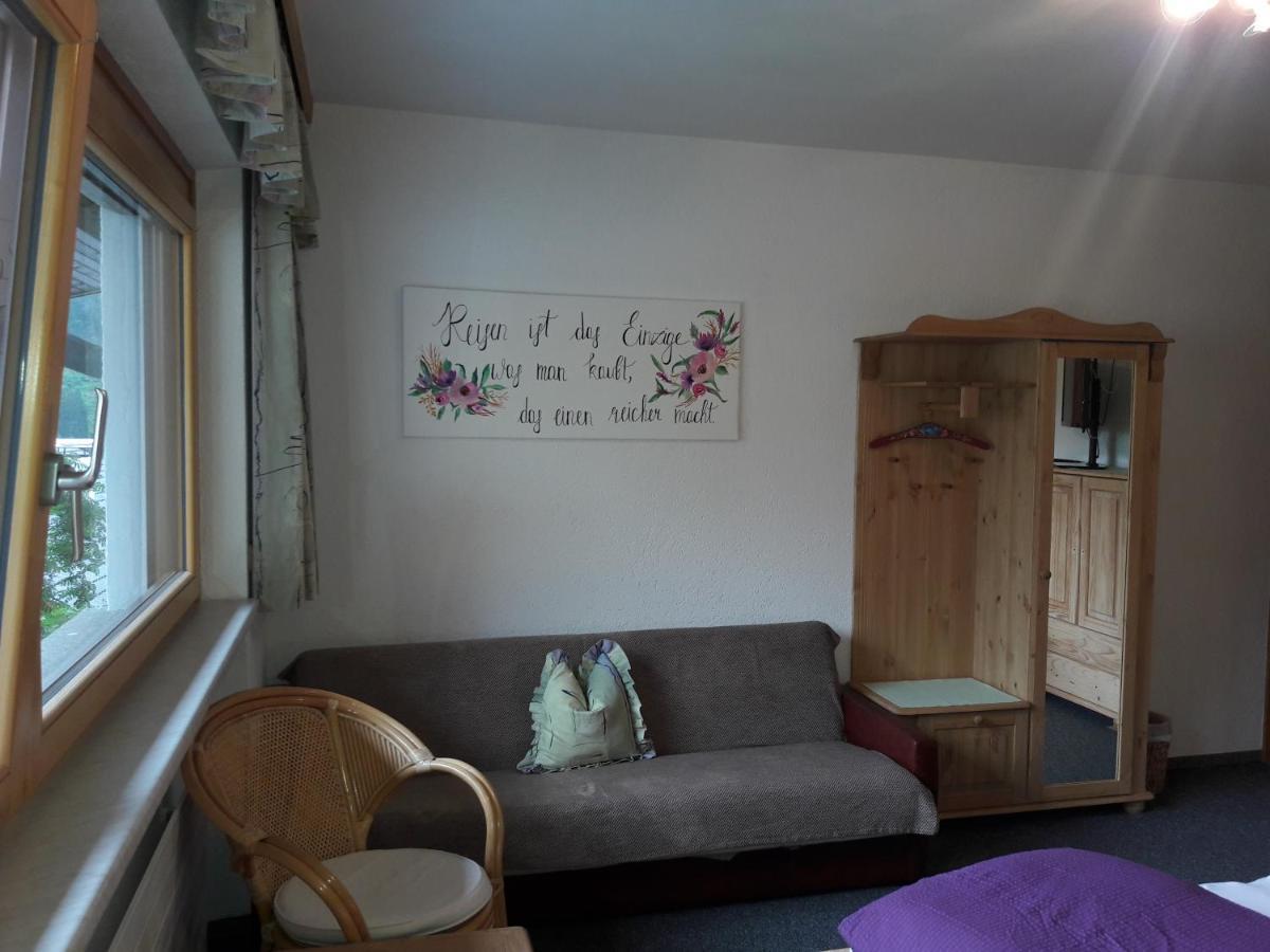 Haus Lifinar - Carmen Juen Appartement Sankt Gallenkirch Buitenkant foto